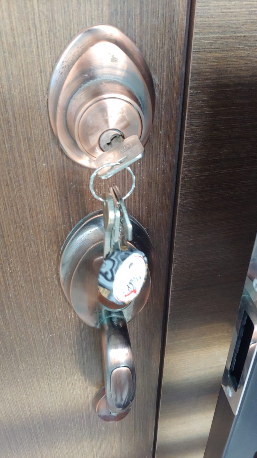 Deadbolt handleset 2